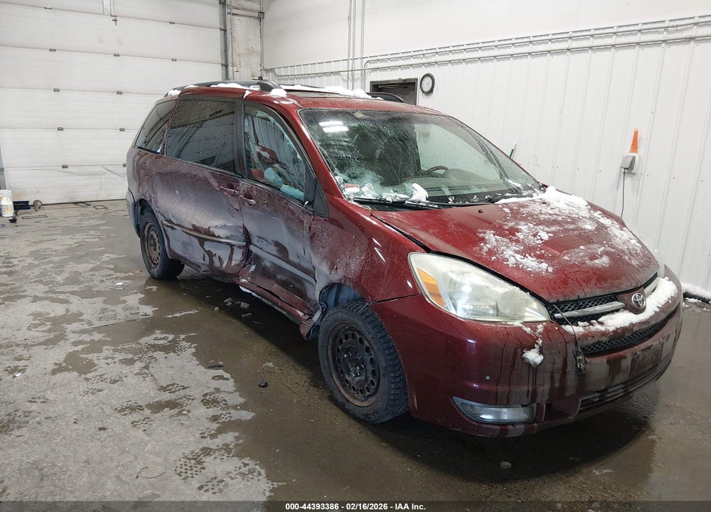 2004 TOYOTA SIENNA XLE LIMITED VIN: 5TDBA22C74S022492