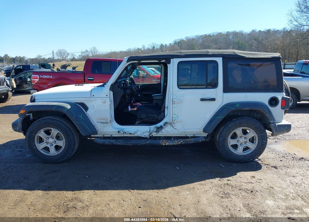 2018 JEEP WRANGLER UNLIMITED SPORT S 4X4 VIN: 1C4HJXDG7JW260278