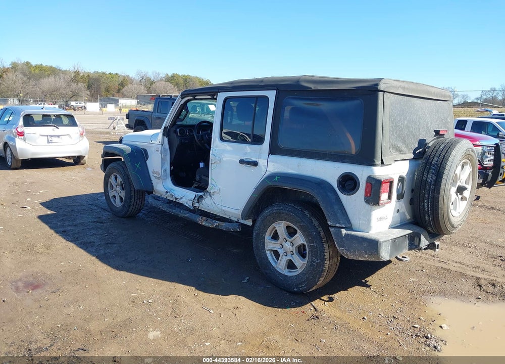 2018 JEEP WRANGLER UNLIMITED SPORT S 4X4 VIN: 1C4HJXDG7JW260278