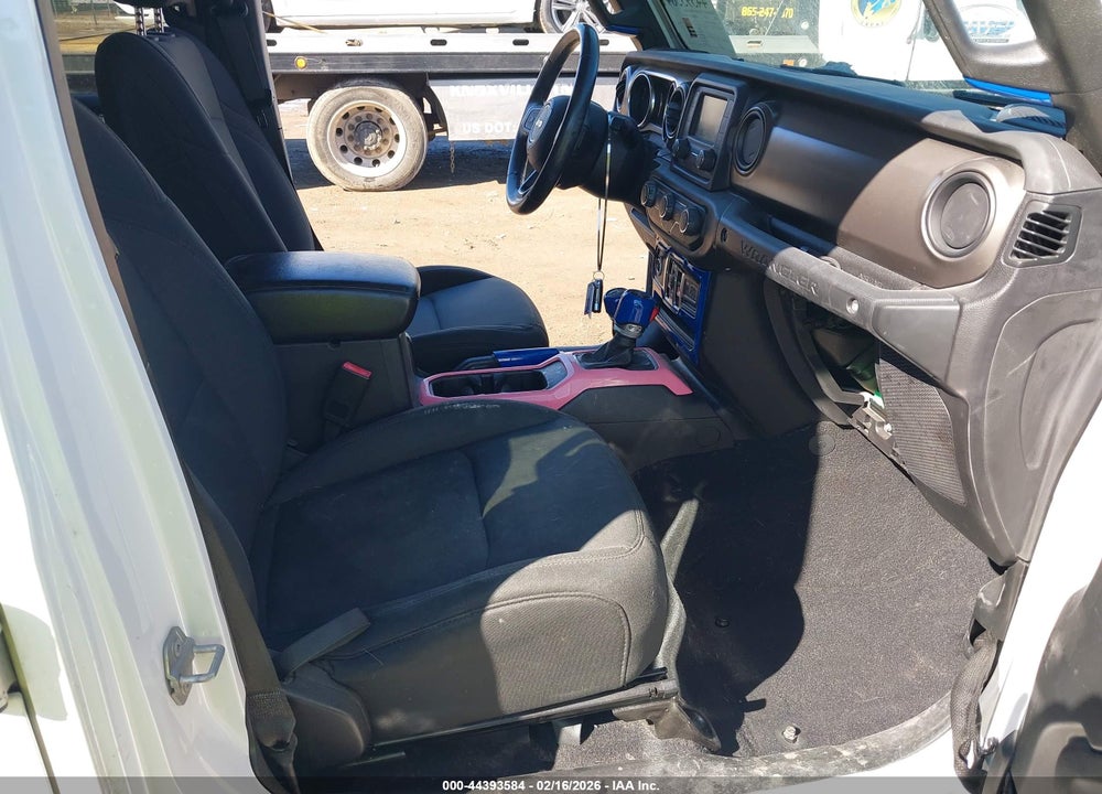 2018 JEEP WRANGLER UNLIMITED SPORT S 4X4 VIN: 1C4HJXDG7JW260278