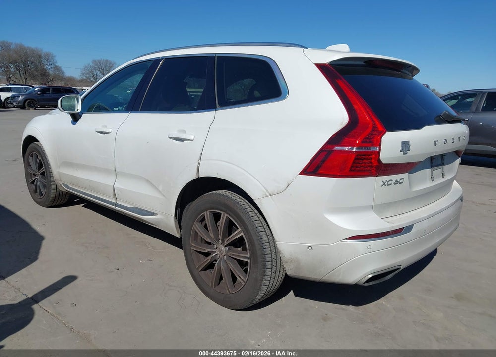 2018 VOLVO XC60 T5 INSCRIPTION VIN: YV4102RL6J1008156