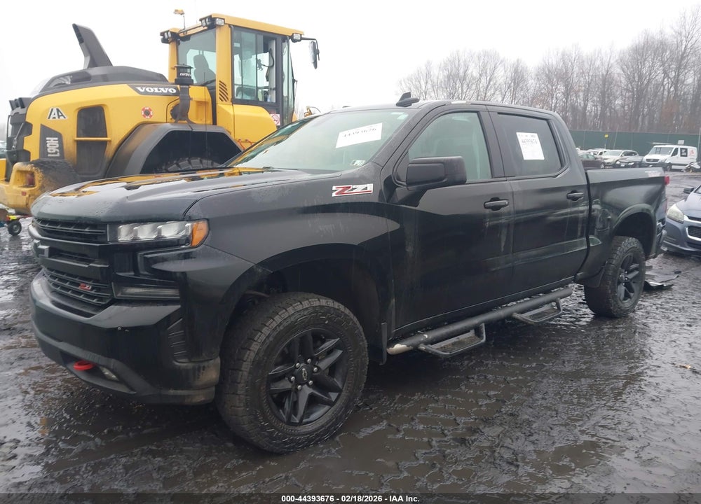 2021 CHEVROLET SILVERADO 1500 4WD  SHORT BED LT TRAIL BOSS VIN: 1GCPYFED6MZ355052