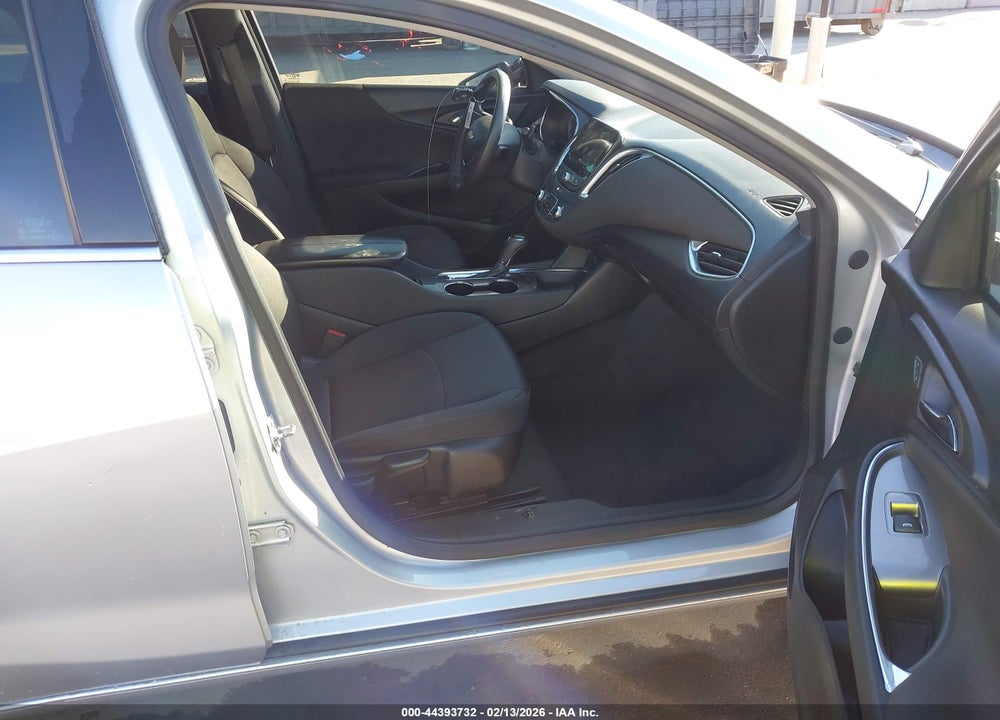 2020 CHEVROLET MALIBU FWD LT VIN: 1G1ZD5ST7LF025701