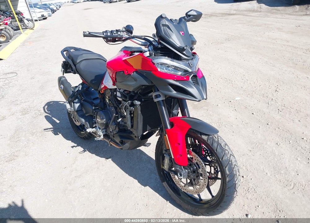 2025 DUCATI MULTISTRADA V2/V2 S VIN: ZDMAAU9T7SB000899