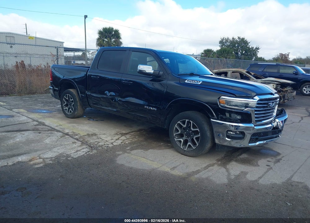 2025 RAM 1500 LAIE  4X4 5'7 BOX VIN: 1C6SRFJP8SN567423