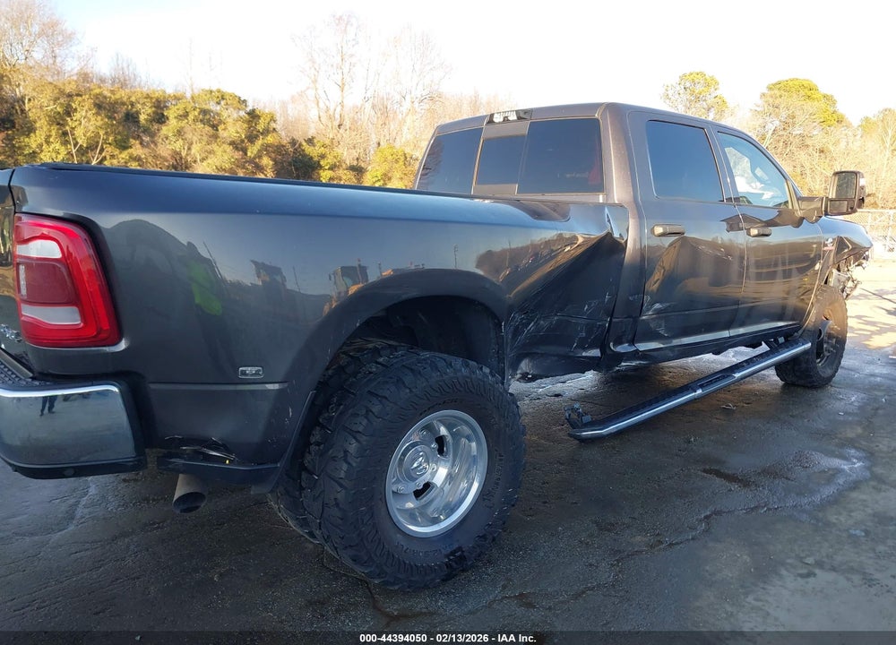 2024 RAM 3500 TRADESMAN  4X4 8' BOX VIN: 3C63RRGL9RG265474
