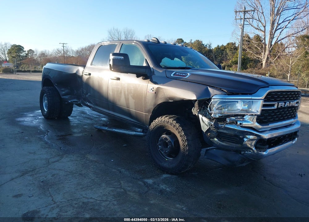 2024 RAM 3500 TRADESMAN  4X4 8' BOX VIN: 3C63RRGL9RG265474
