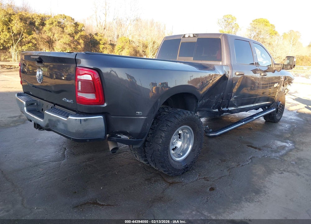 2024 RAM 3500 TRADESMAN  4X4 8' BOX VIN: 3C63RRGL9RG265474