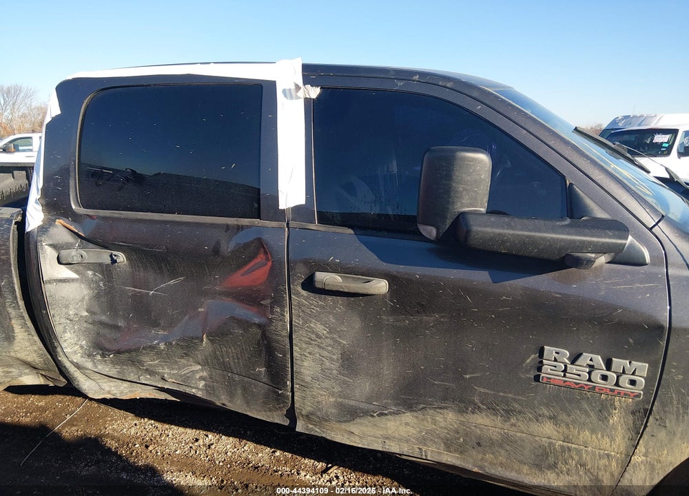 2018 RAM 2500 TRADESMAN VIN: 3C6UR5HL5JG192426