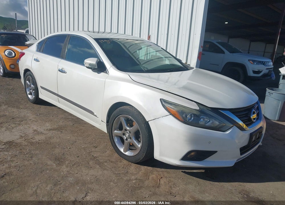 2016 NISSAN ALTIMA 3.5 SL VIN: 1N4BL3AP9GC137661