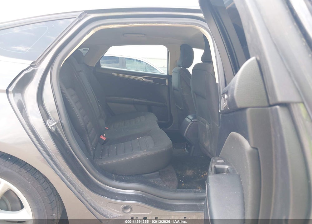 2018 FORD FUSION SE VIN: 3FA6P0H77JR221173