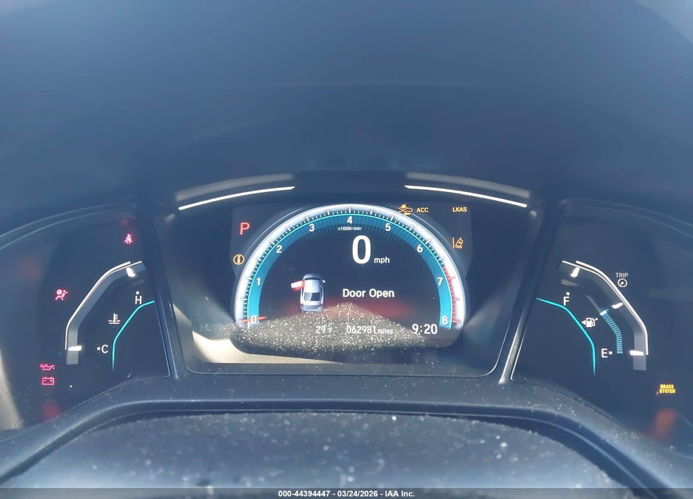 2019 HONDA CIVIC LX VIN: 2HGFC2F67KH580517