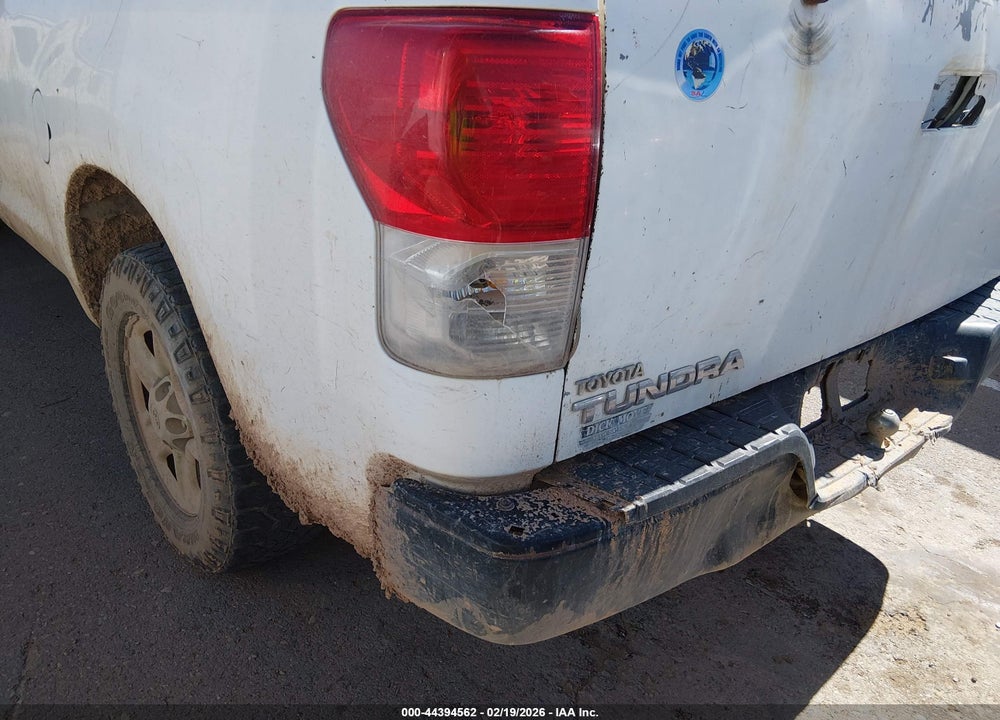 2011 TOYOTA TUNDRA GRADE V6 VIN: 5TFLU5F11BX025112