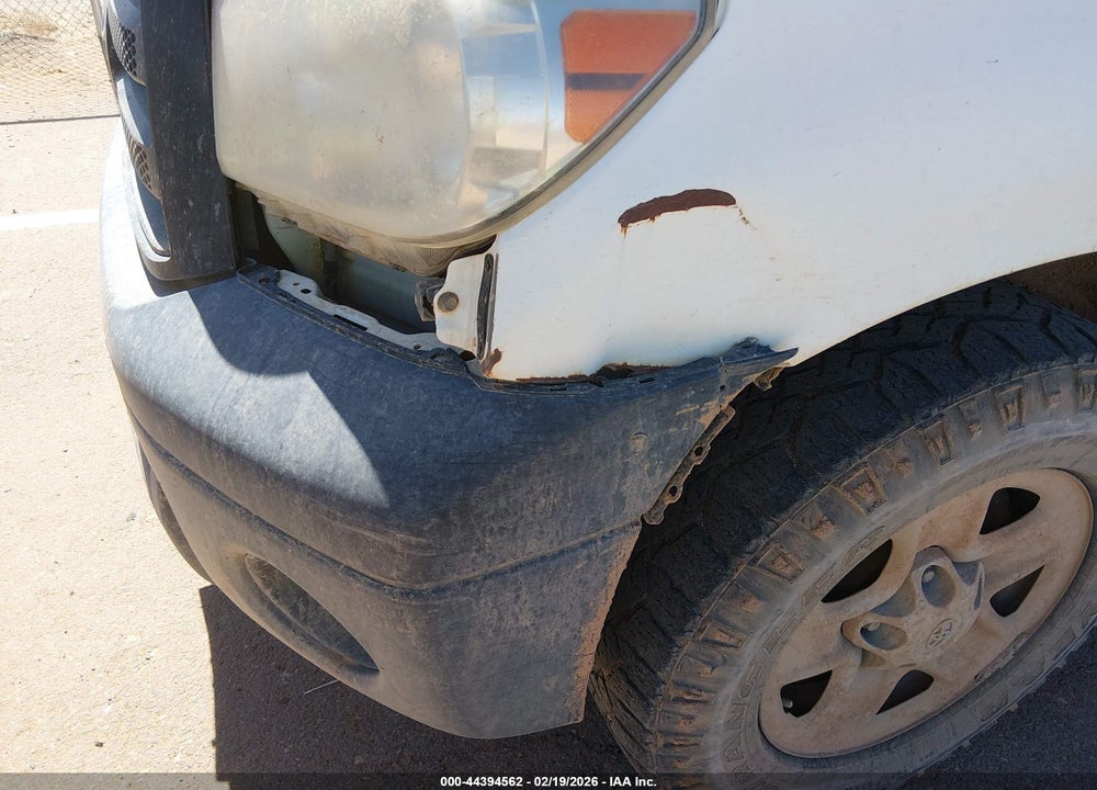 2011 TOYOTA TUNDRA GRADE V6 VIN: 5TFLU5F11BX025112