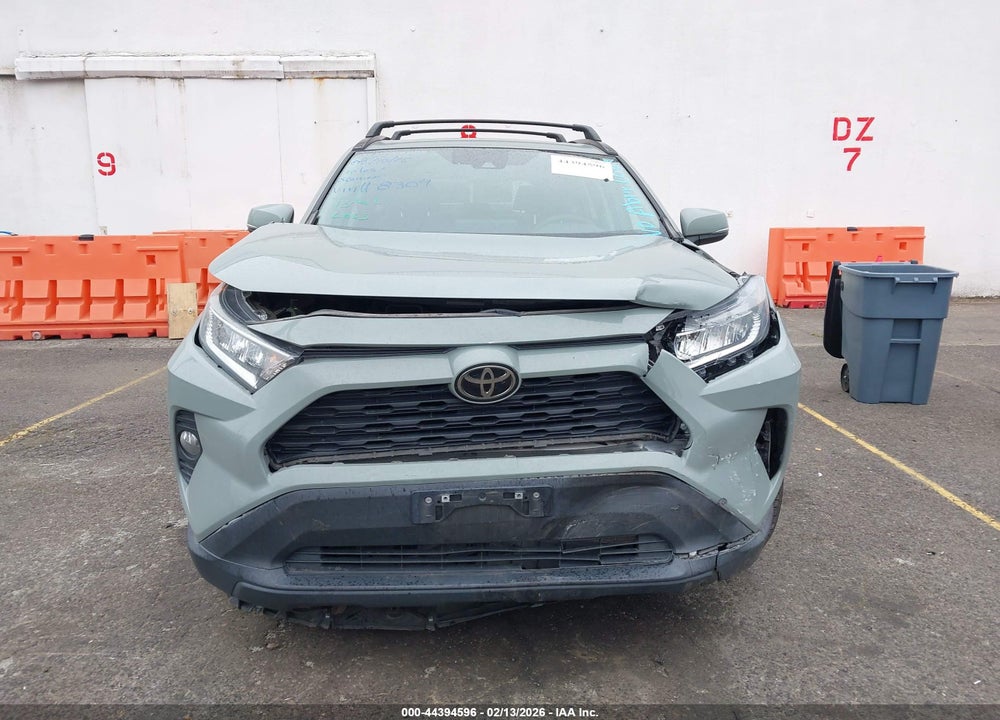 2021 TOYOTA RAV4 XLE PREMIUM VIN: 2T3A1RFV0MW188304