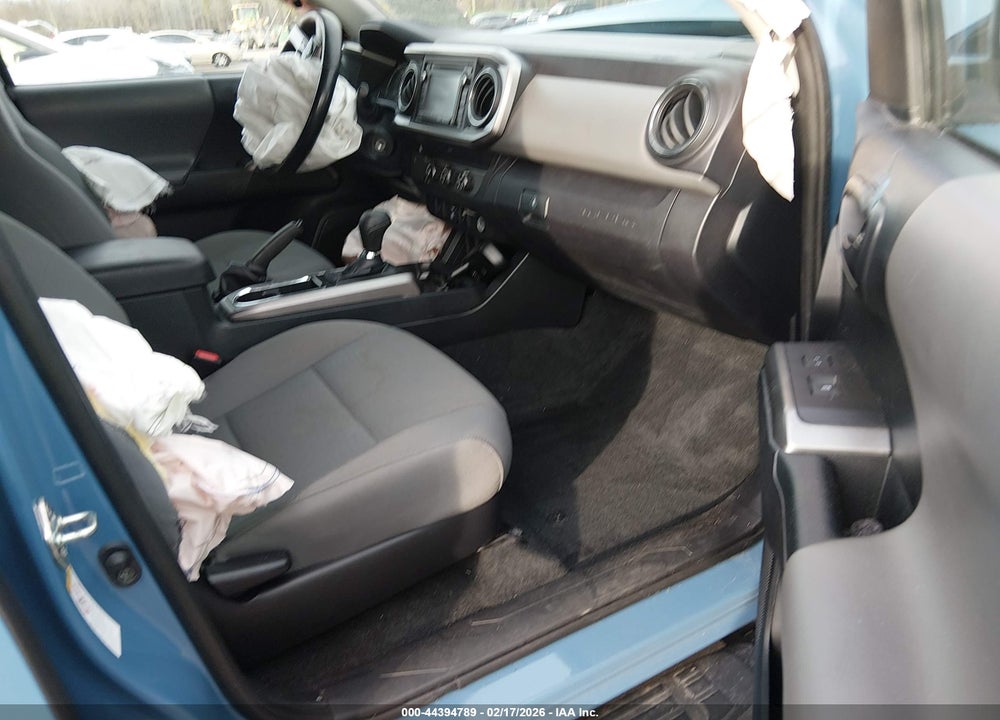 2019 TOYOTA TACOMA SR5 V6 VIN: 3TMAZ5CN4KM081843