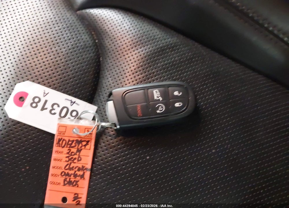2019 JEEP CHEROKEE OVERLAND 4X4 VIN: 1C4PJMJN5KD173957