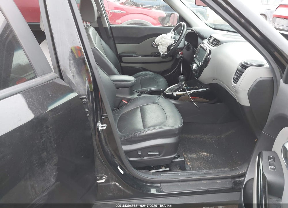 2017 KIA SOUL + VIN: KNDJP3A53H7493252