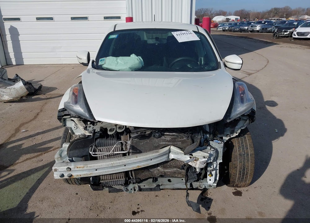 2015 NISSAN JUKE S VIN: JN8AF5MV4FT563084