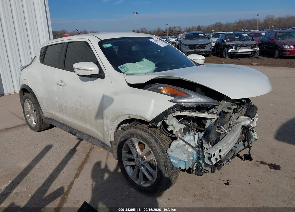 2015 NISSAN JUKE S VIN: JN8AF5MV4FT563084