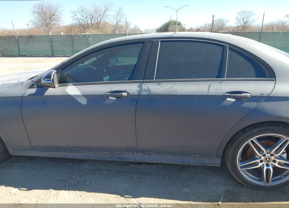 2019 MERCEDES-BENZ E 300 VIN: WDDZF4JB7KA508868