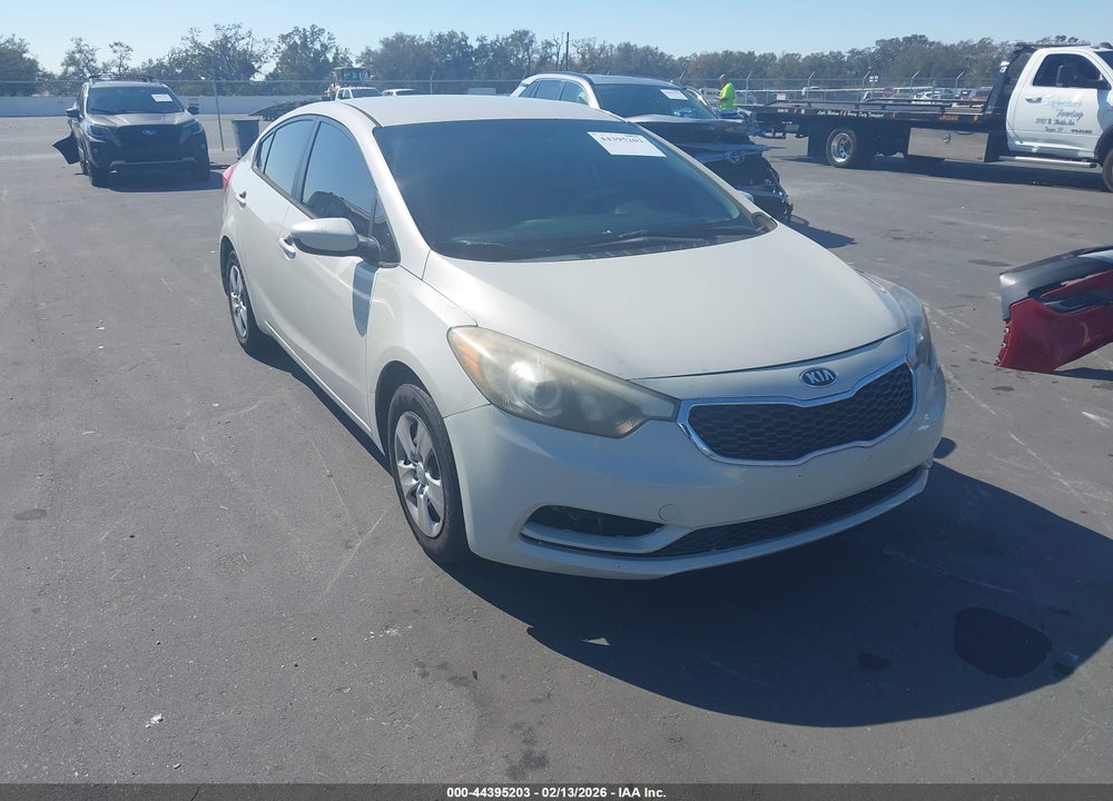 2014 KIA FORTE LX VIN: KNAFK4A64E5238357
