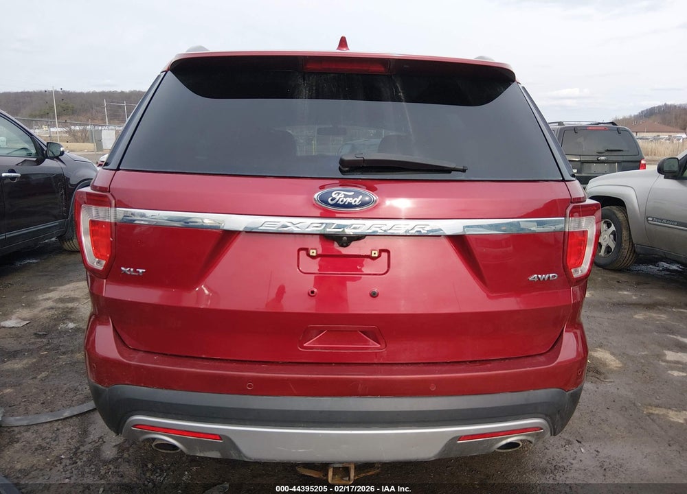 2017 FORD EXPLORER XLT VIN: 1FM5K8D82HGA02426