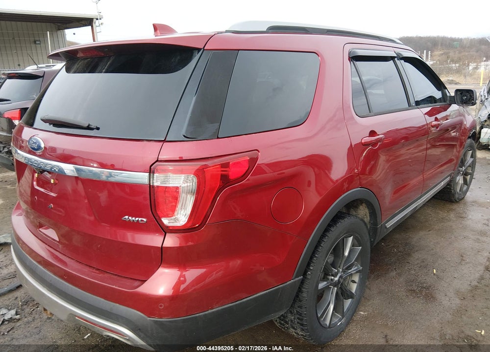 2017 FORD EXPLORER XLT VIN: 1FM5K8D82HGA02426