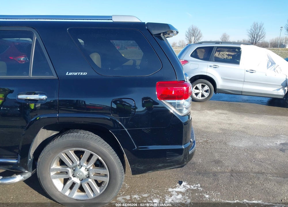 2011 TOYOTA 4RUNNER LIMITED V6 VIN: JTEBU5JR0B5034030