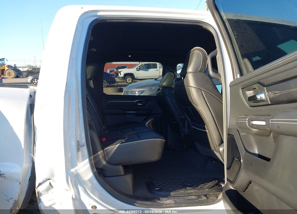 2023 RAM 1500 LIMITED  4X4 5'7 BOX VIN: 1C6SRFHT5PN507044