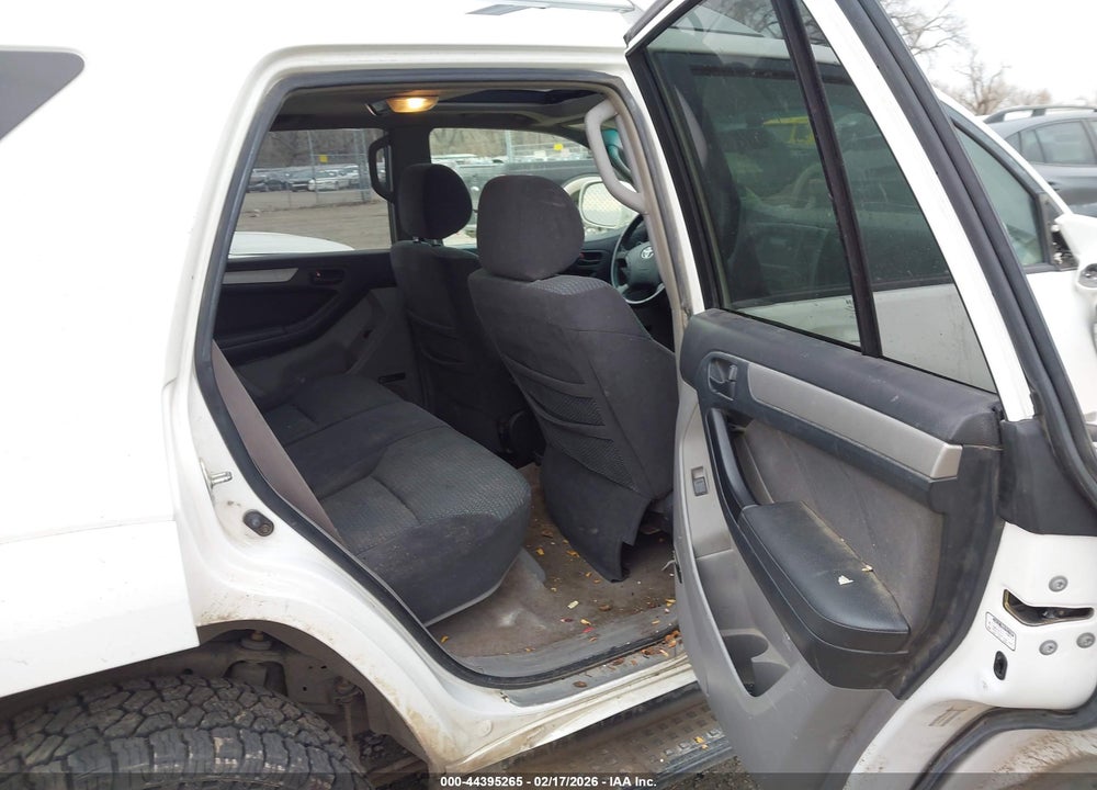 2005 TOYOTA 4RUNNER SR5 SPORT V6 VIN: JTEBU14R658043029