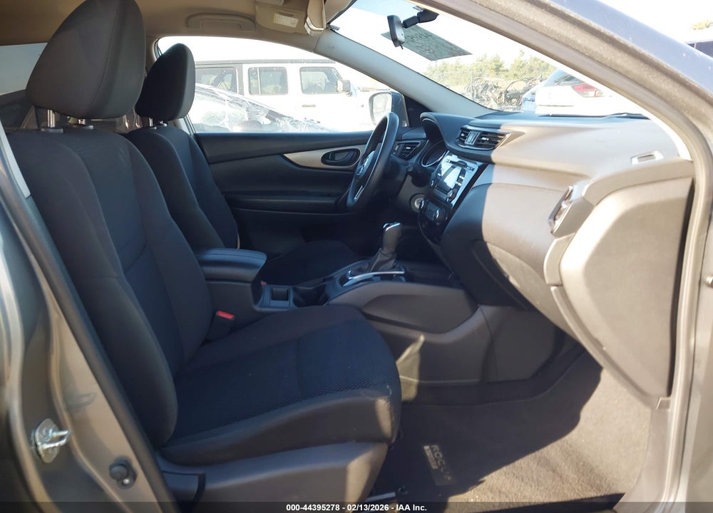 2018 NISSAN ROGUE SPORT S VIN: JN1BJ1CP7JW185556