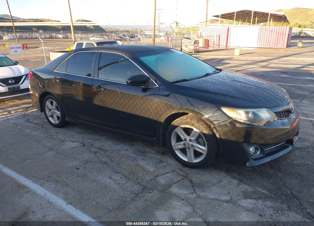 2014 TOYOTA CAMRY SE VIN: 4T1BF1FK3EU771893
