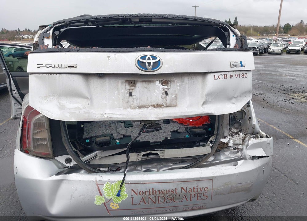 2015 TOYOTA PRIUS TWO VIN: JTDKN3DU3F1945729