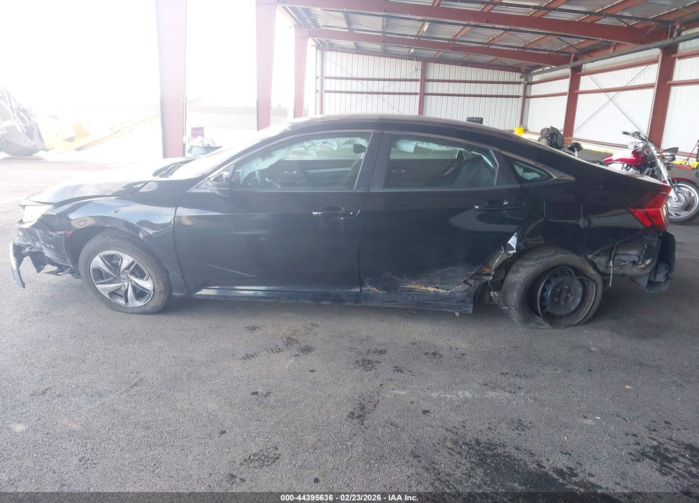 2019 HONDA CIVIC LX VIN: 19XFC2F65KE200679