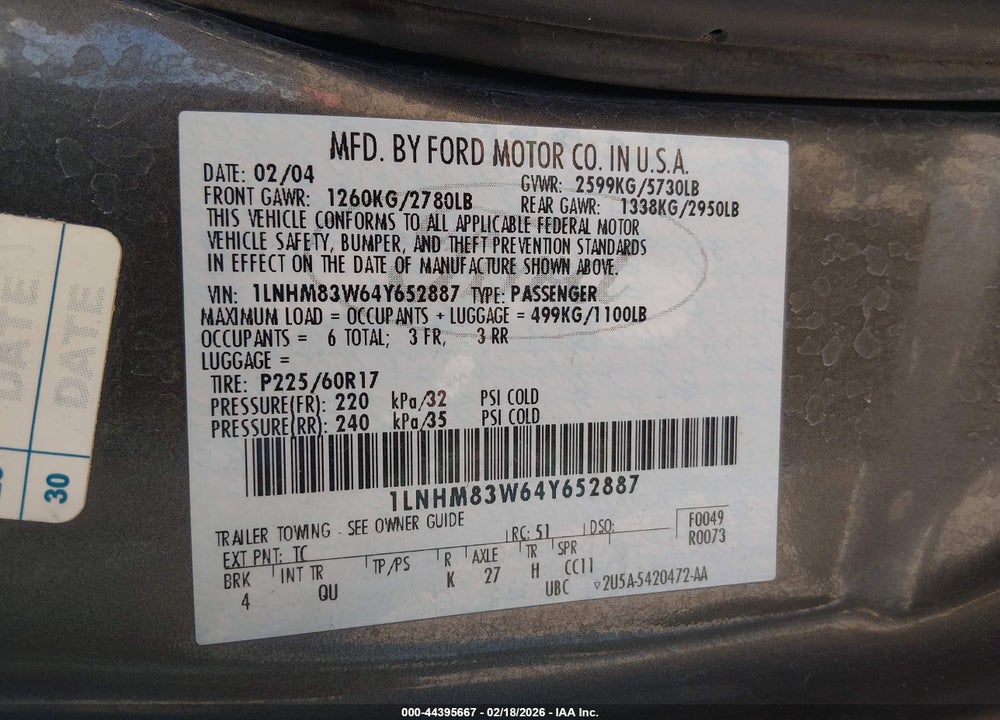 2004 LINCOLN TOWN CAR ULTIMATE VIN: 1LNHM83W64Y652887