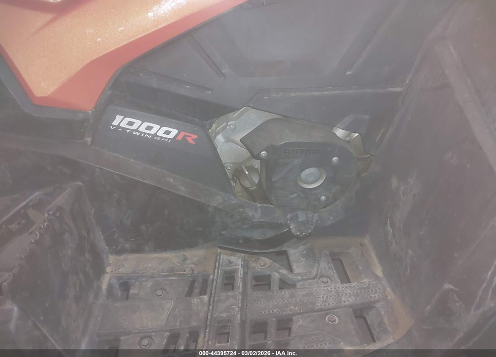 2021 CAN-AM OUTLANDER MAX XT 1000R/XT-P 1000R VIN: 3JBLPAX24MJ000046
