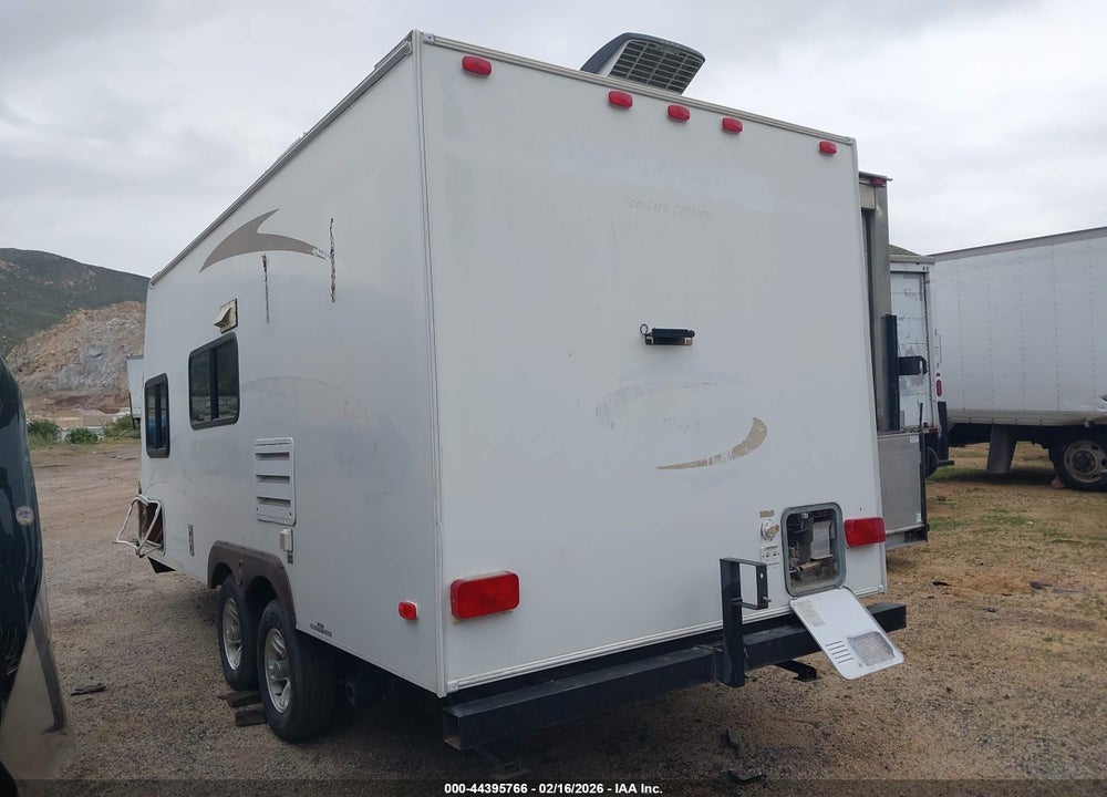 2011 FOREST RIVER FORRO VIN: 4X4TSVU29B2470478