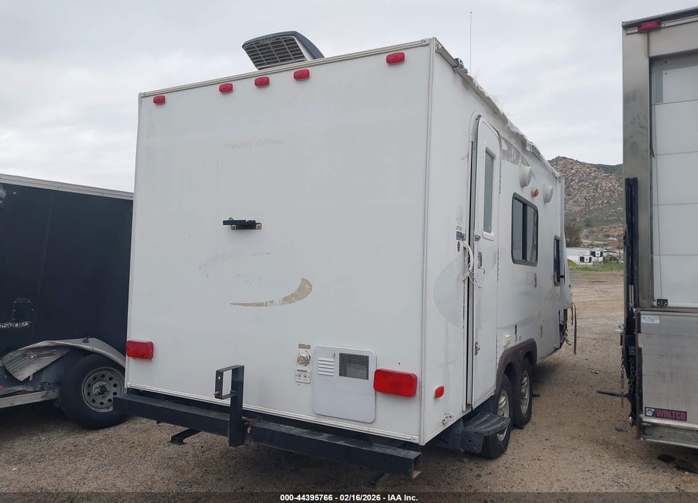 2011 FOREST RIVER FORRO VIN: 4X4TSVU29B2470478