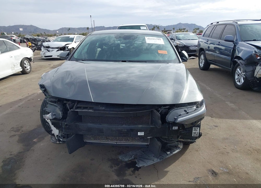 2024 HYUNDAI ELANTRA SEL VIN: KMHLM4DG8RU712161
