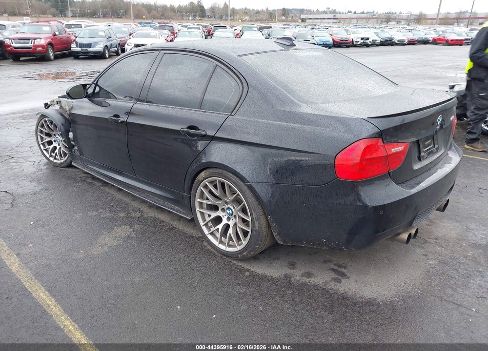 2011 BMW M3 VIN: WBSPM9C58BE203389
