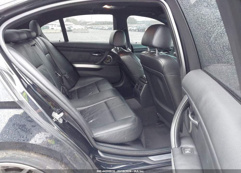 2011 BMW M3 VIN: WBSPM9C58BE203389