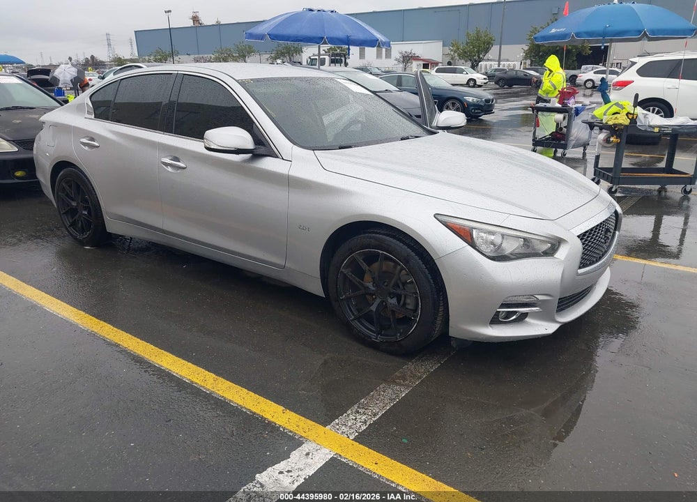 2017 INFINITI Q50 2.0T BASE VIN: JN1CV7AP4HM642327