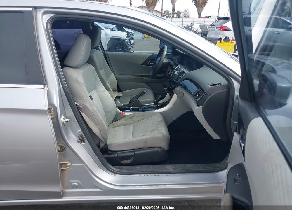 2016 HONDA ACCORD LX VIN: 1HGCR2F35GA090932