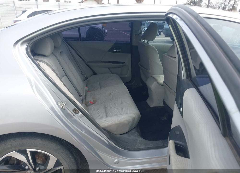 2016 HONDA ACCORD LX VIN: 1HGCR2F35GA090932