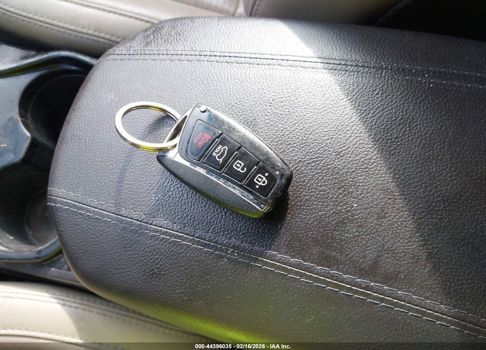 2013 HYUNDAI SANTA FE SPORT 2.0T VIN: 5XYZUDLA5DG099227