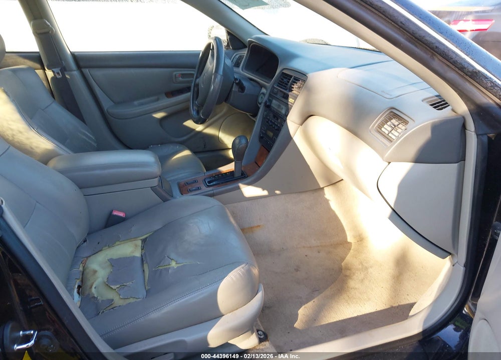 1998 LEXUS ES 300 VIN: JT8BF28G2W5038909