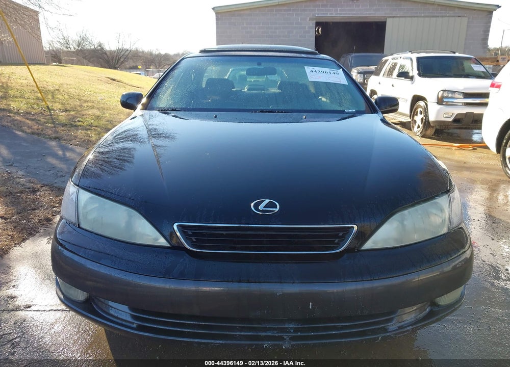 1998 LEXUS ES 300 VIN: JT8BF28G2W5038909