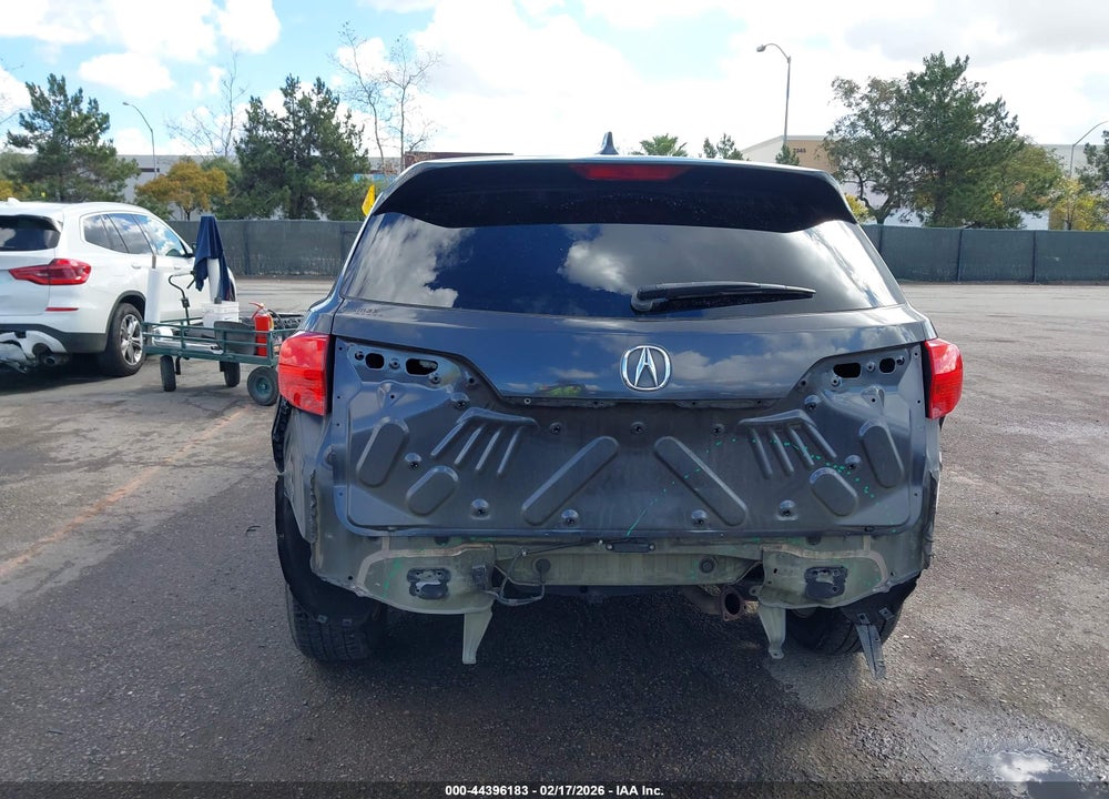 2014 ACURA RDX VIN: 5J8TB3H33EL013923