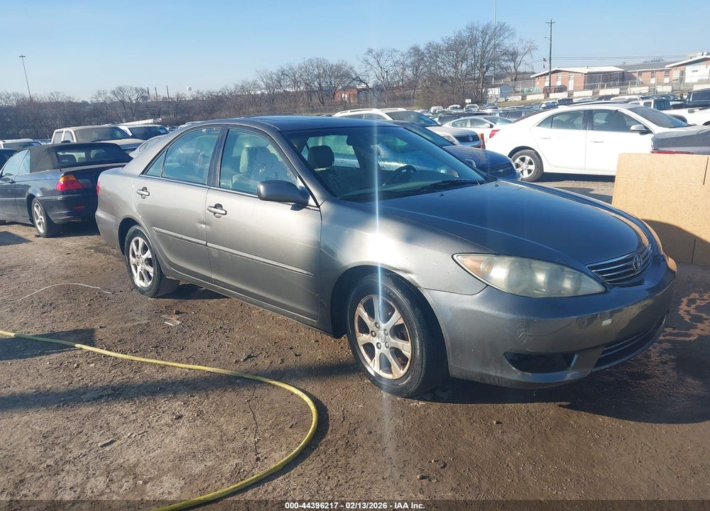 2005 TOYOTA CAMRY XLE V6 VIN: 4T1BF30K05U604833
